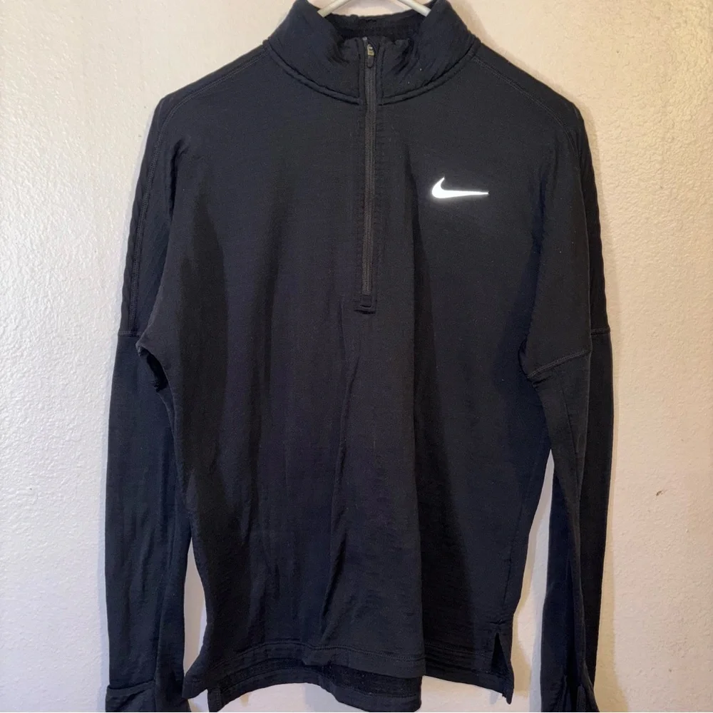Nike Woman’s Black Dry Fit Performance Sweater Size M